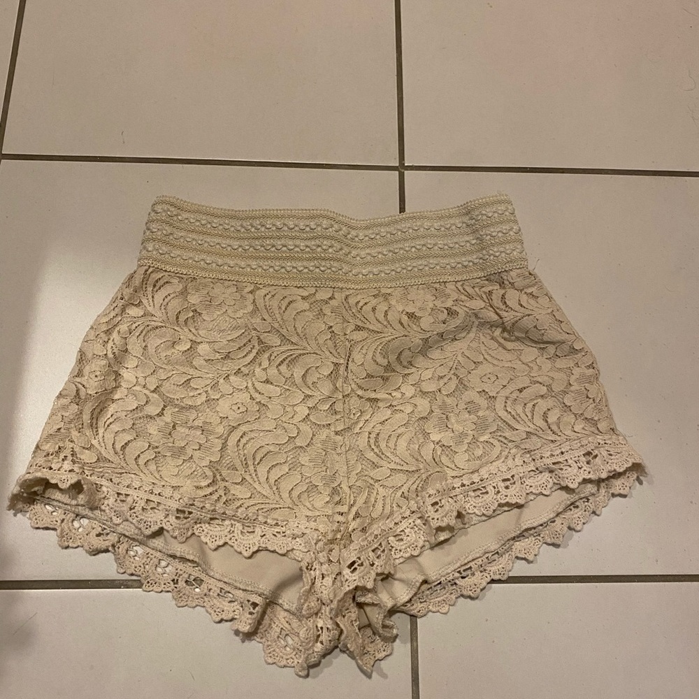 Cream lace shorts